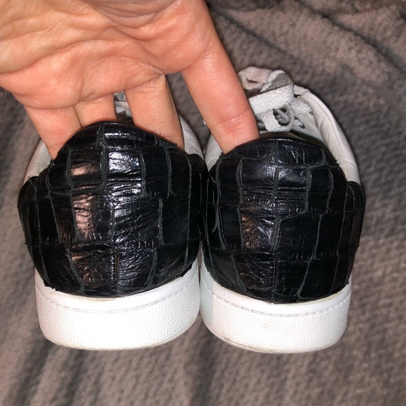 Vince Leather Sneakers - Picture 5 of 7